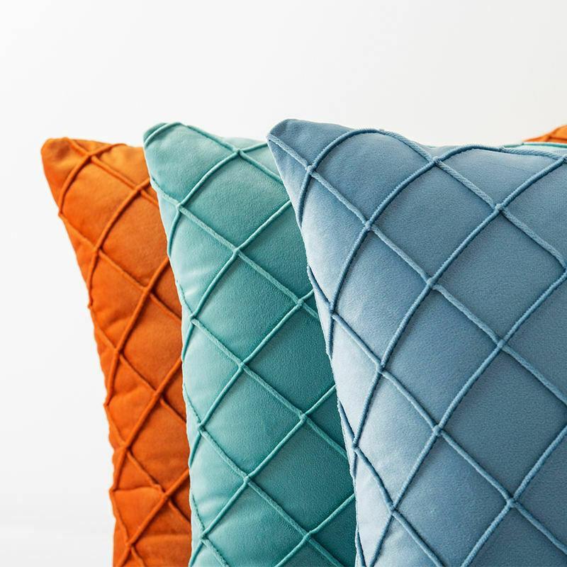 3D Pattern Velvet Cushion Covers 43x43cm (17 X 17 ")