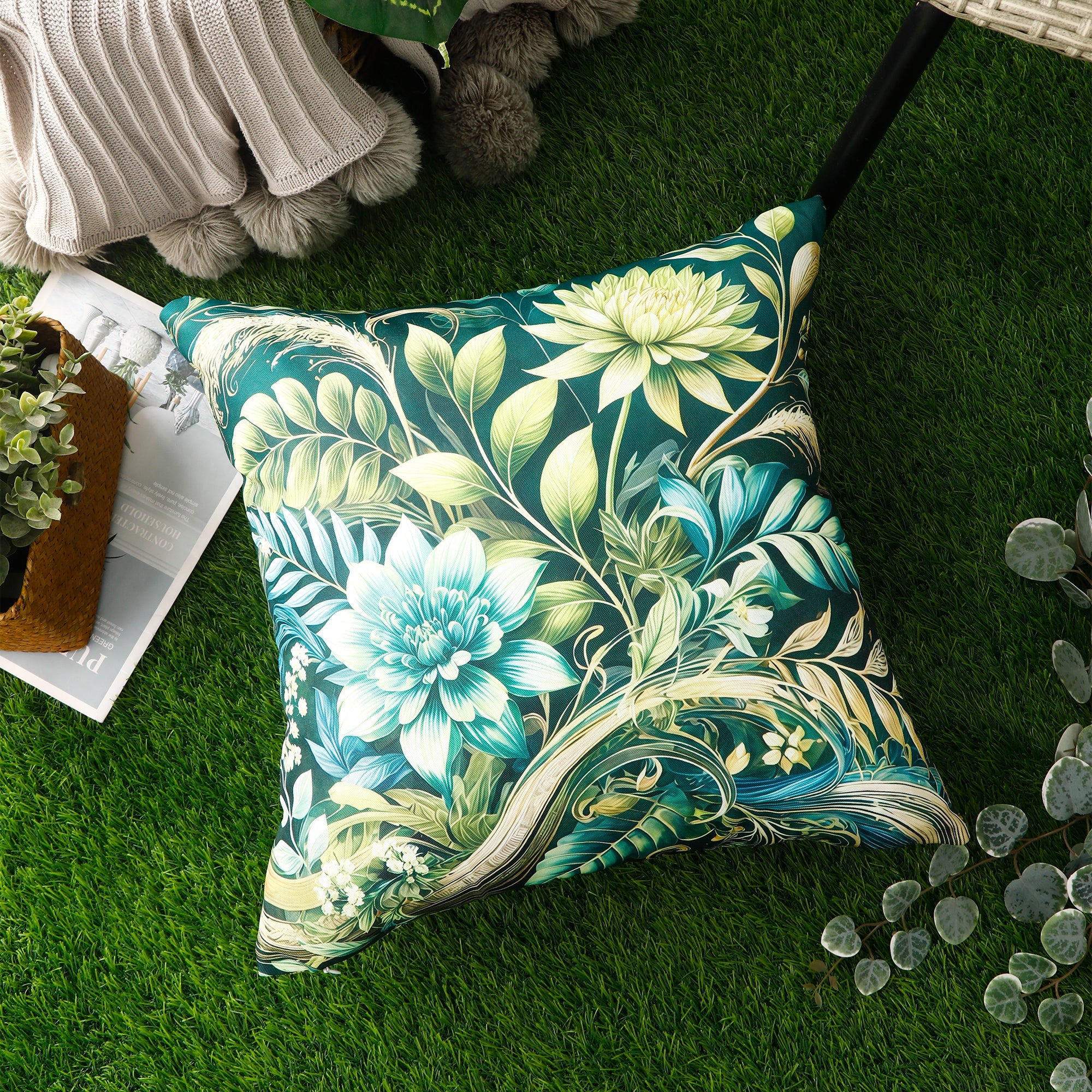 Water & Stain Resistant Floral Outdoor Cushion Cover 45x45cm Garden Décor - Design 3 (Green)-1