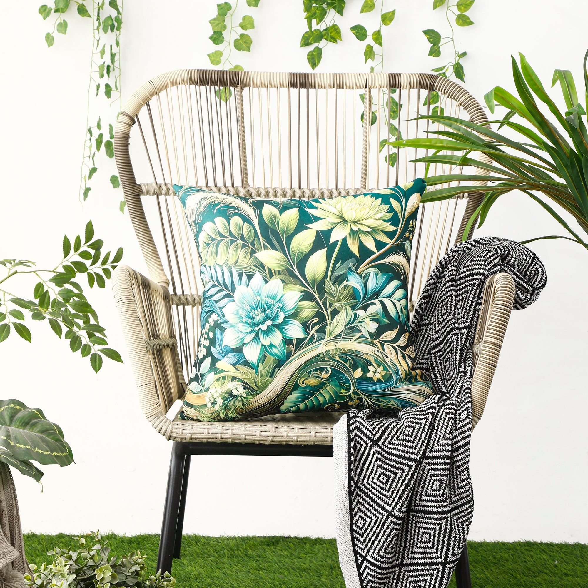 Water & Stain Resistant Floral Outdoor Cushion Cover 45x45cm Garden Décor - Design 3 (Green)-5