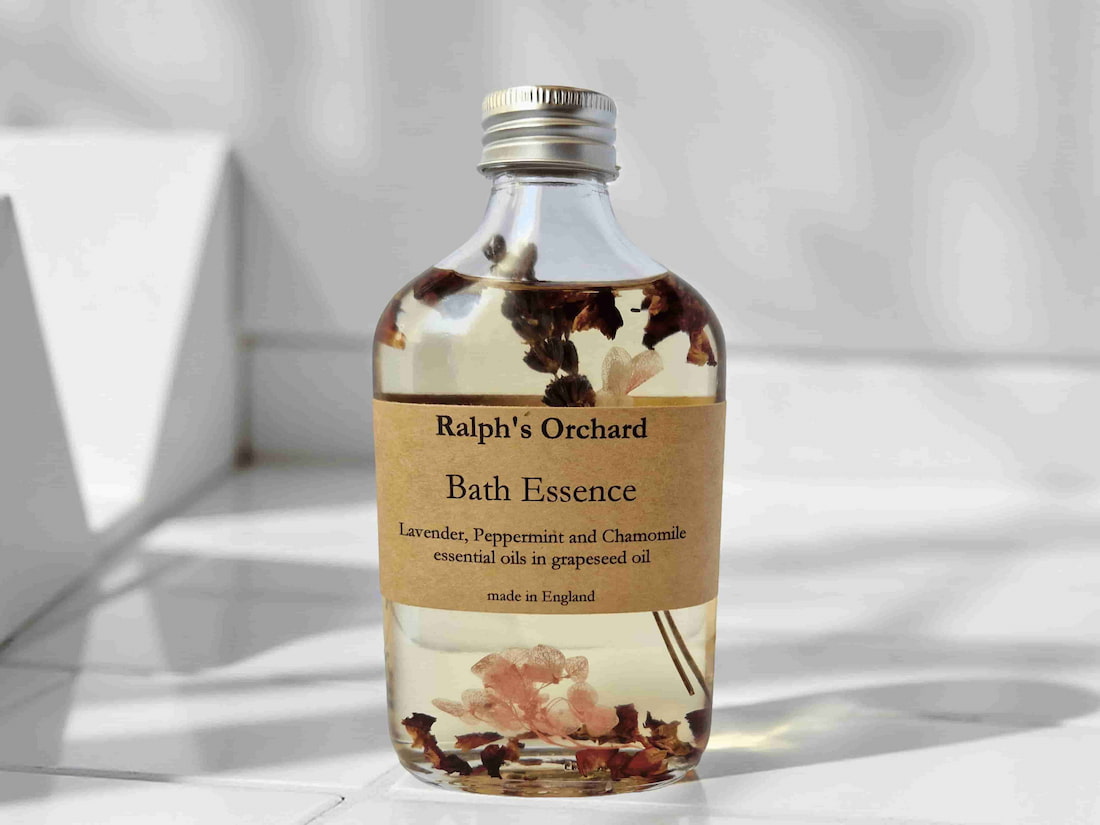 Lavender, Peppermint & Chamomile Bath Oil - 200ml